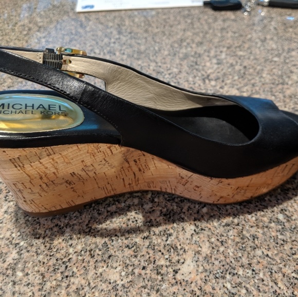 Michael Kors women's sandals - Picture 3 of 4